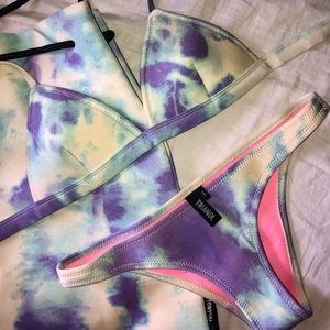 Triangl Small Bikini💜